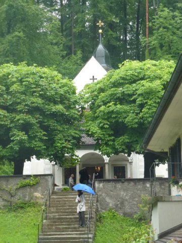 9_Treppe_Vorplatz
